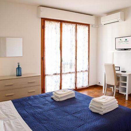 Etruria Airport Hotel Pisa Bagian luar foto