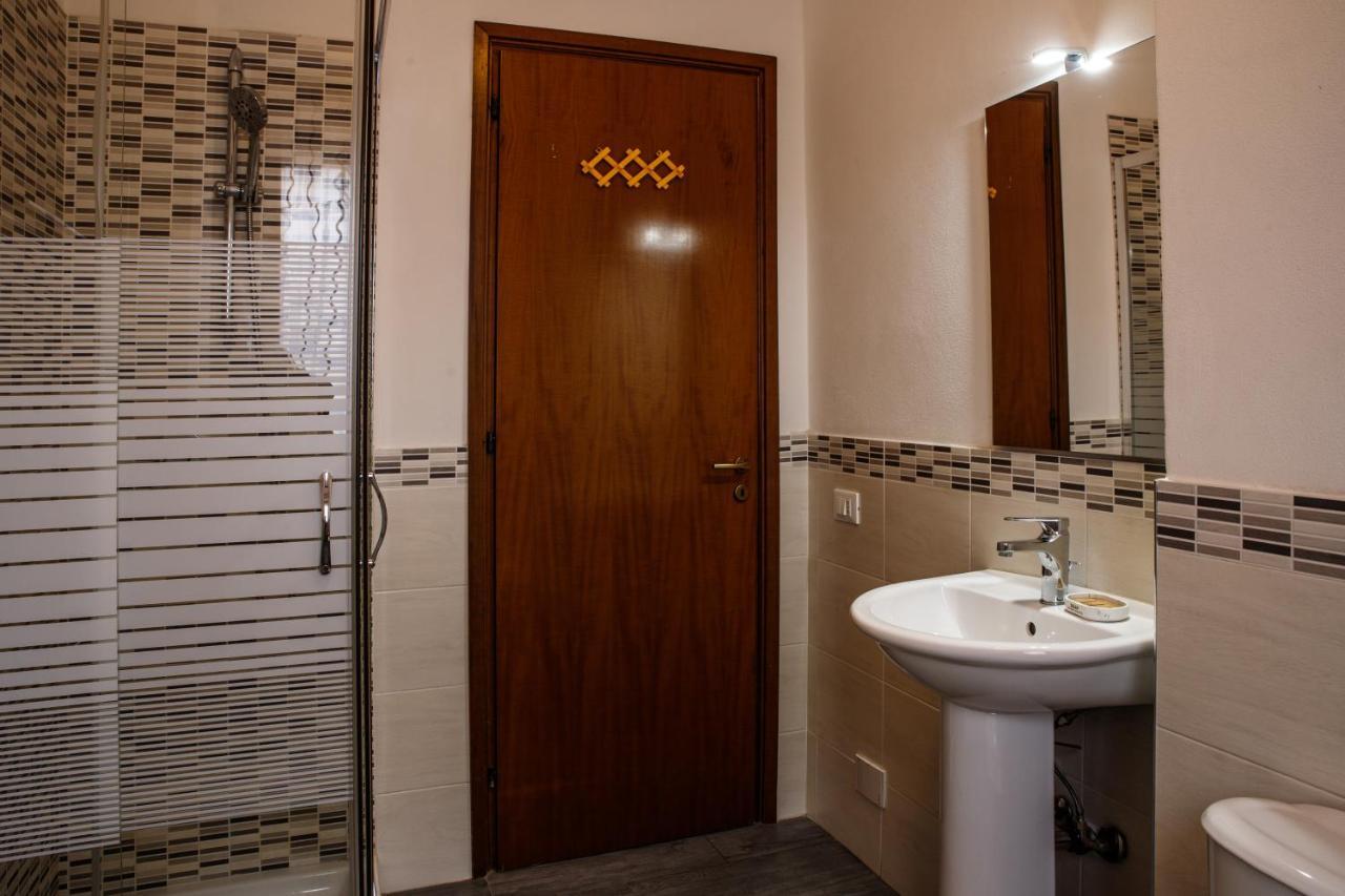 Etruria Airport Hotel Pisa Bagian luar foto